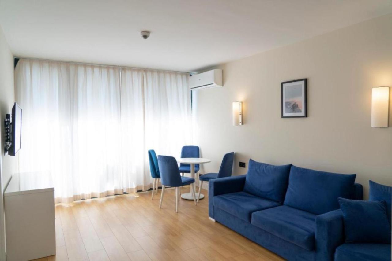 Batumi Beach Side & Sea View Aparthotel Dış mekan fotoğraf